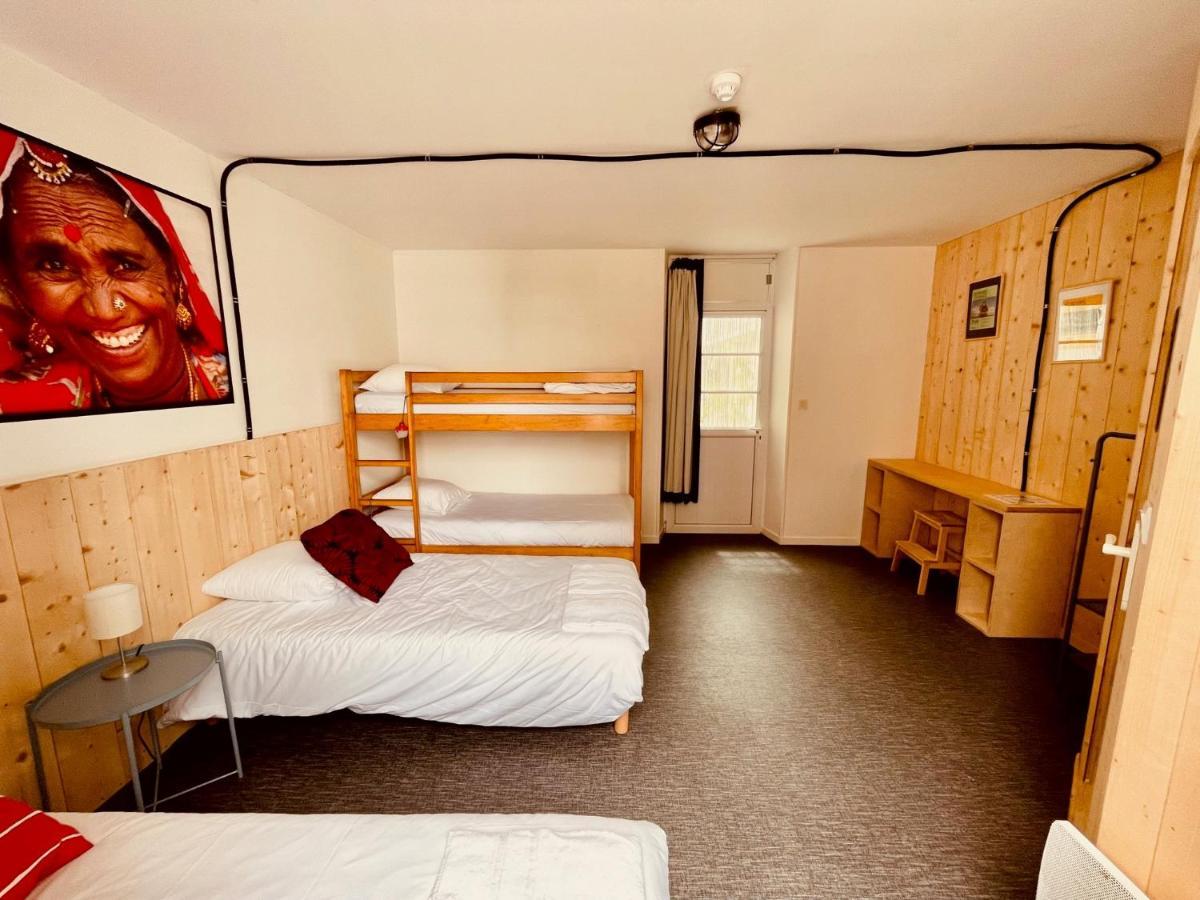 Hotel Les Baigneurs à Saint-Gilles-Croix-de-Vie Extérieur photo